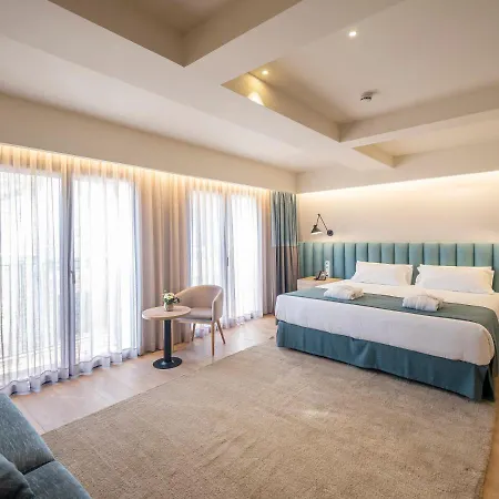 ホテル Voramar L' Escala