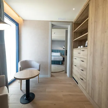 Voramar 4*