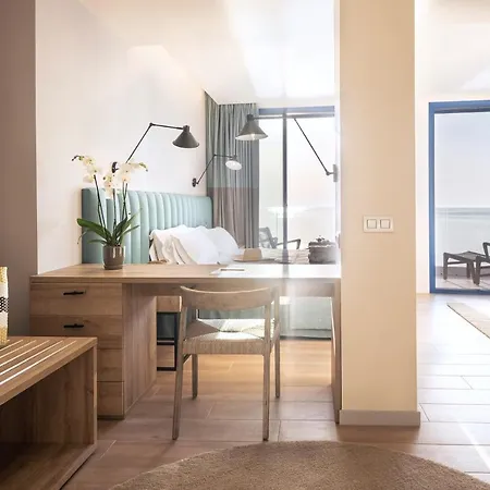 Voramar Ξενοδοχείο 4*
