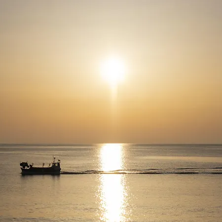 Ξενοδοχείο Voramar L' Escala