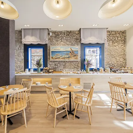 Voramar Hotel 4*